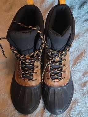 Men's Clarks Waterproof Outdoor Boots in Black and Brown